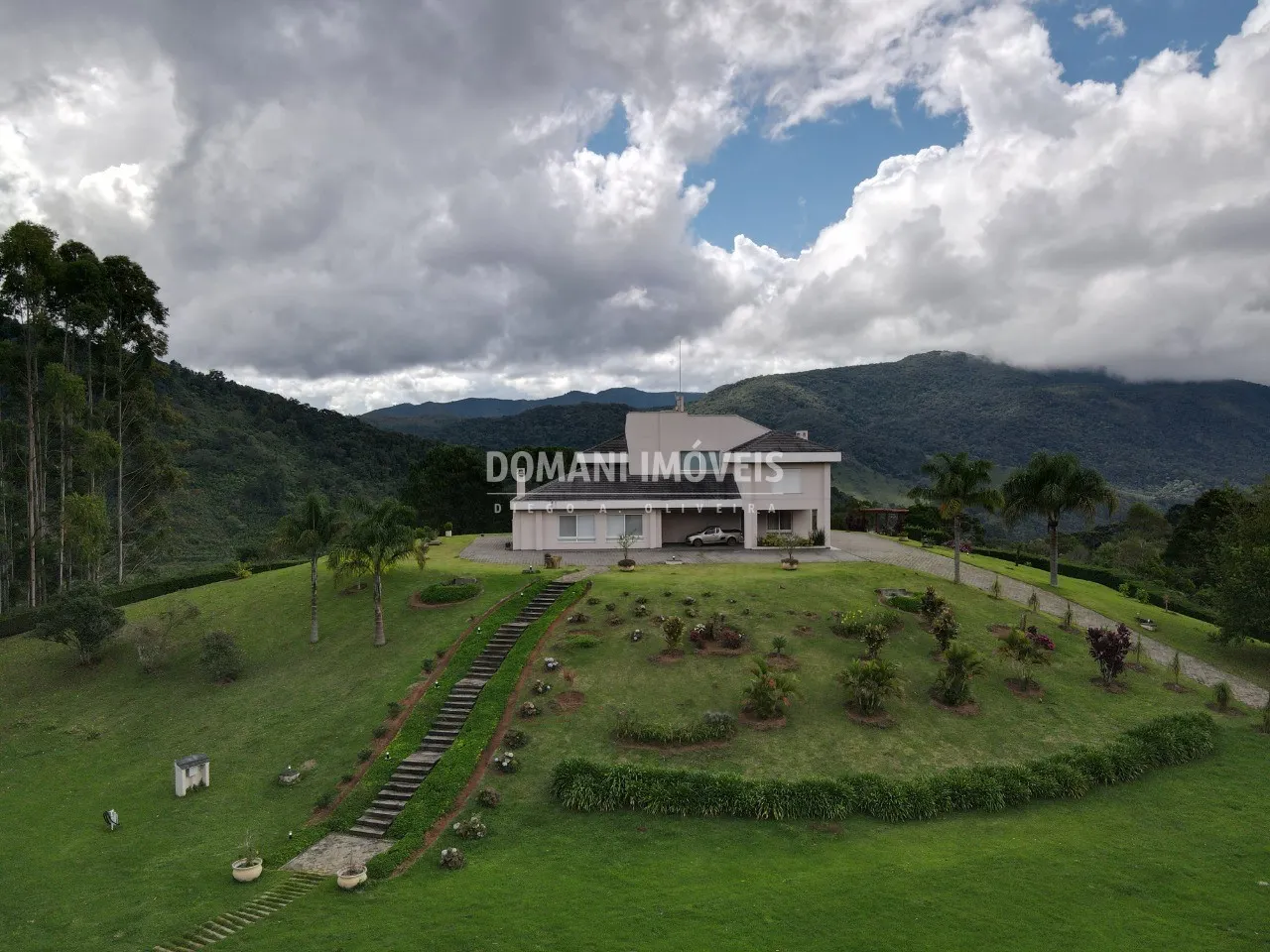 Casa à venda de 2 ha em Sapucaí-Mirim, MG, Brasil