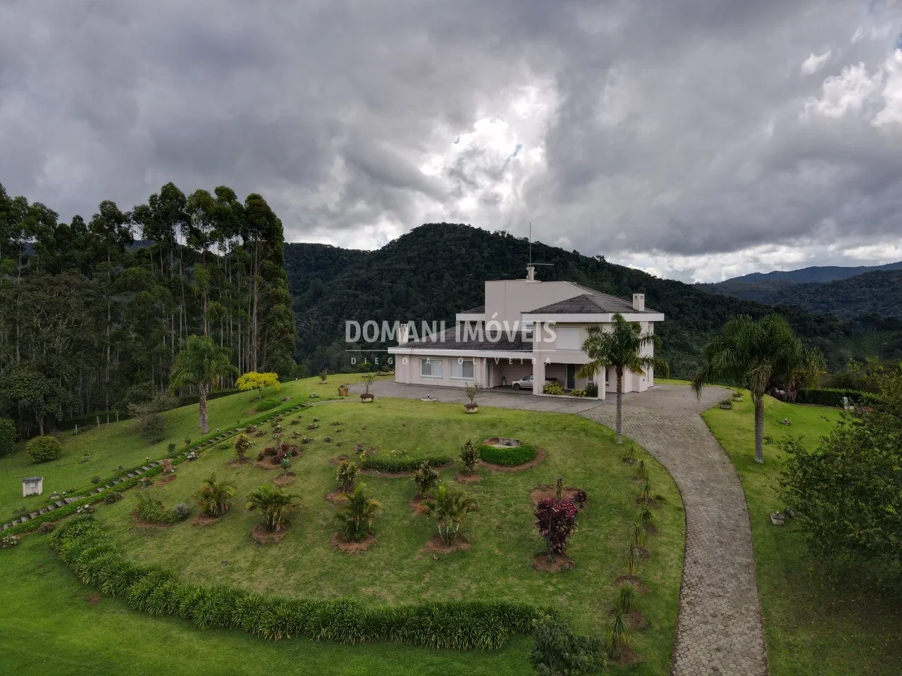 Casa à venda de 2 ha em Sapucaí-Mirim, MG, Brasil