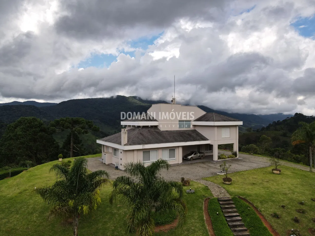 Casa à venda de 2 ha em Sapucaí-Mirim, MG, Brasil