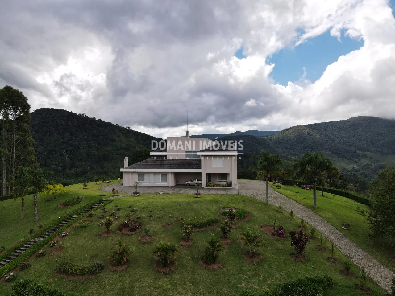 Casa à venda de 2 ha em Sapucaí-Mirim, MG, Brasil