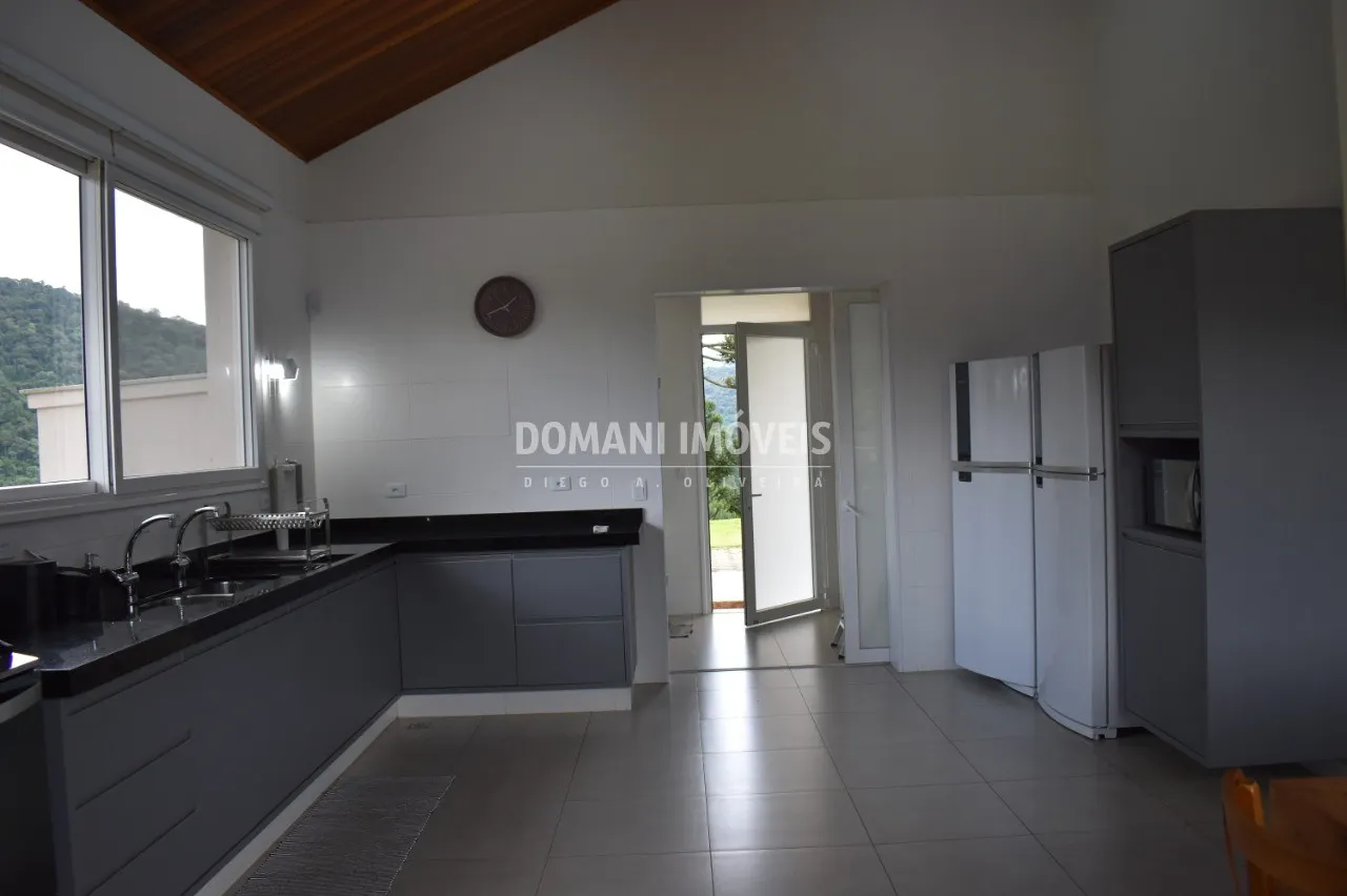 Casa à venda de 2 ha em Sapucaí-Mirim, MG, Brasil