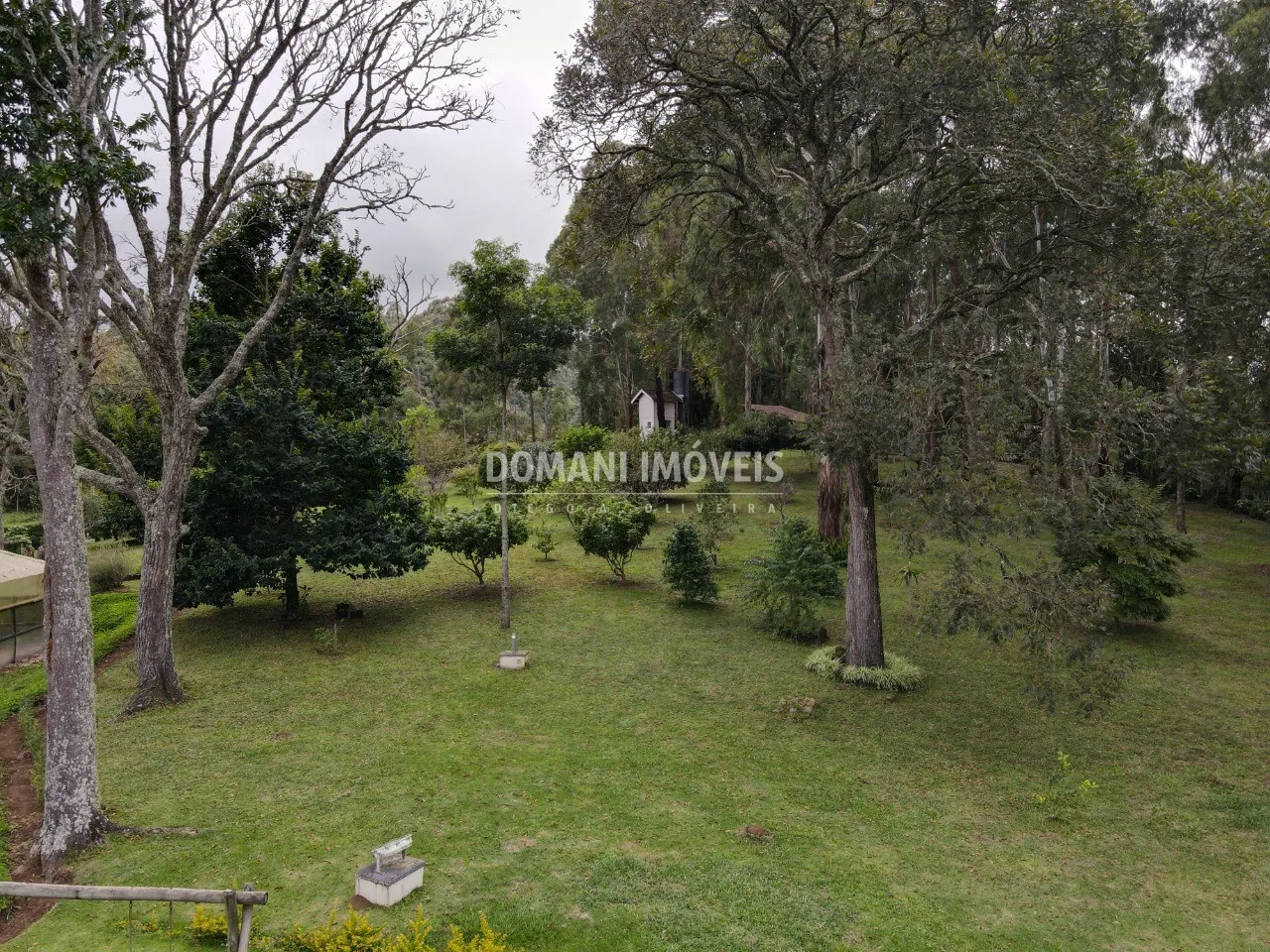 Casa à venda de 2 ha em Sapucaí-Mirim, MG, Brasil