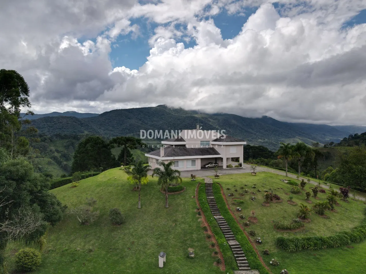 Casa à venda de 2 ha em Sapucaí-Mirim, MG, Brasil