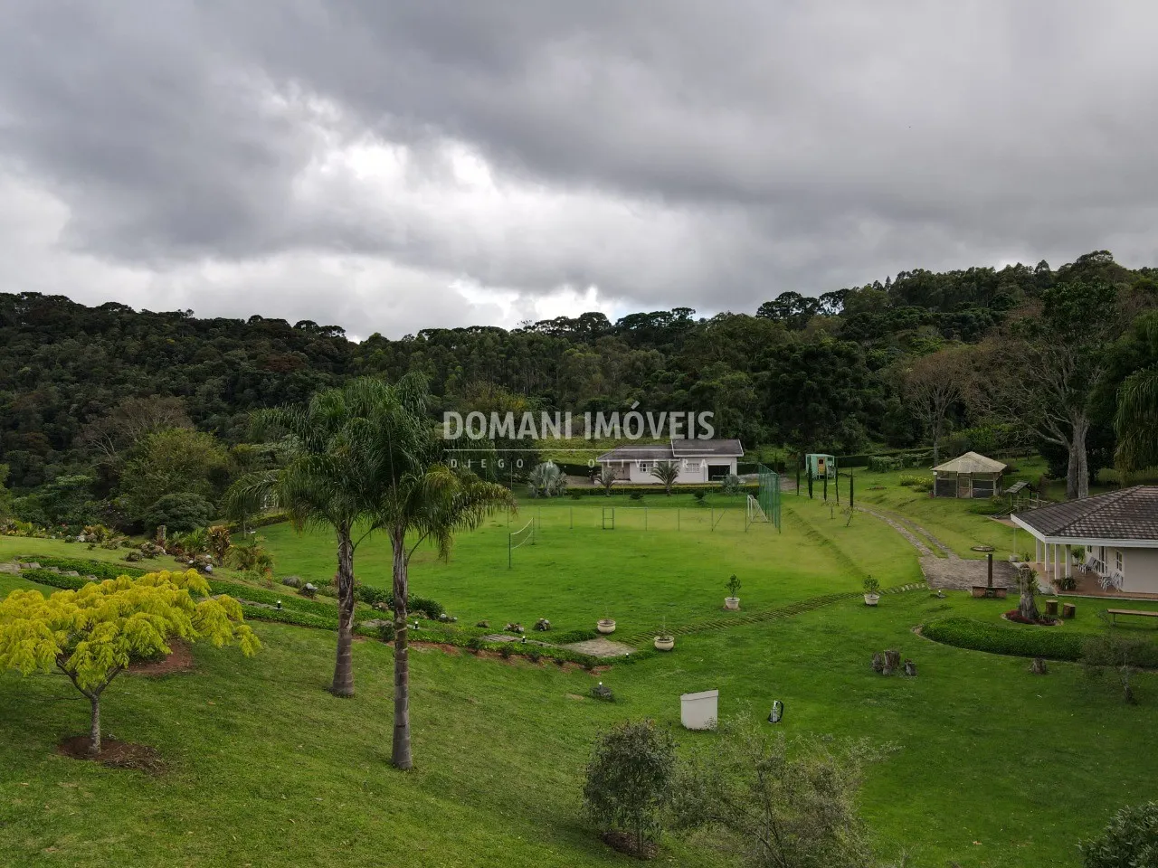 Casa à venda de 2 ha em Sapucaí-Mirim, MG, Brasil