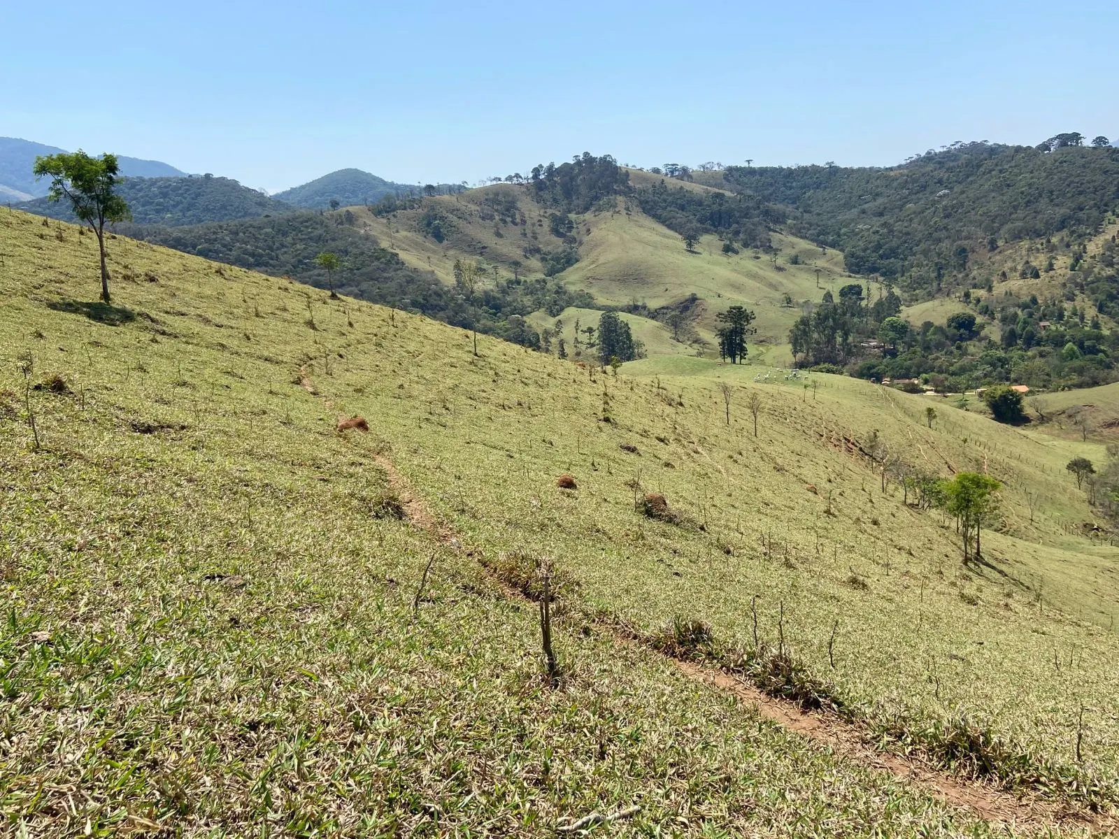 Terreno à venda de 17 ha em Sapucaí-Mirim, MG, Brasil