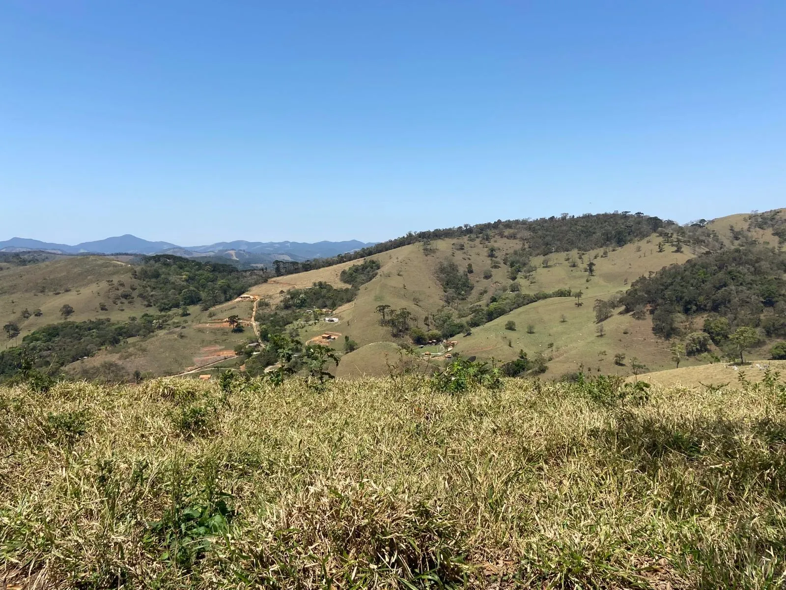 Terreno à venda de 17 ha em Sapucaí-Mirim, MG, Brasil