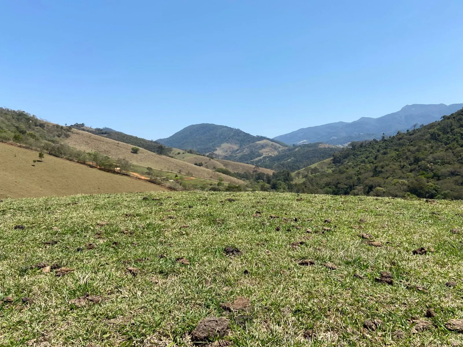Terreno à venda de 17 ha em Sapucaí-Mirim, MG, Brasil