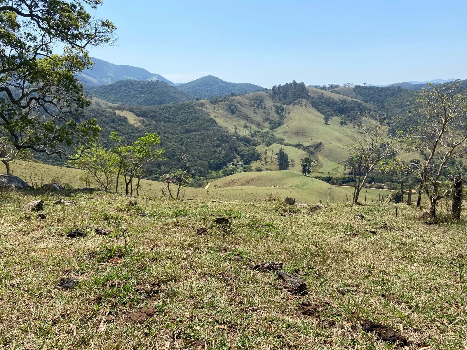 Terreno à venda de 17 ha em Sapucaí-Mirim, MG, Brasil