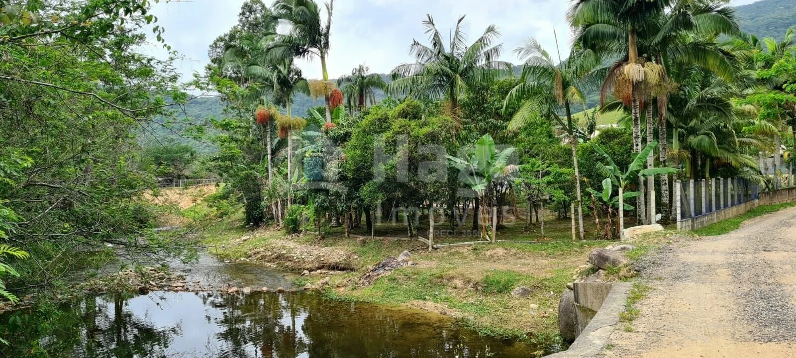 Country home for sale of 2,500 m² in Tijucas, SC, Brazil