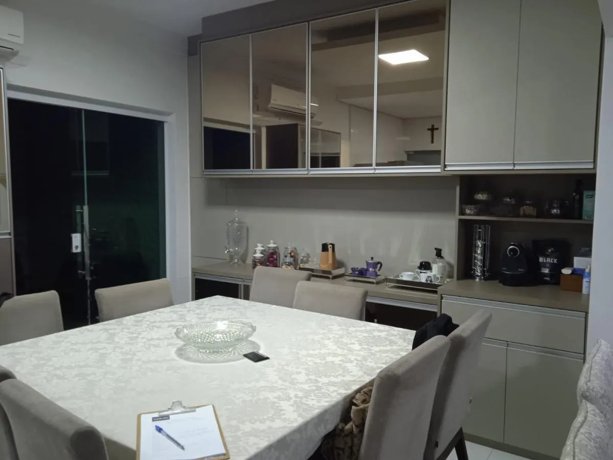 Casa à venda de 250 m² em Santa Bárbara d'Oeste, SP, Brasil
