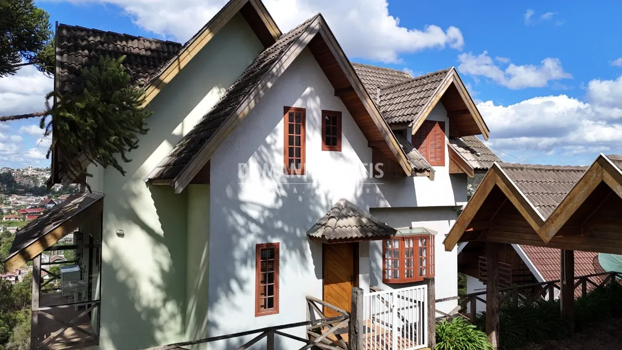 Casa à venda de 572 m² em Campos do Jordão, SP, Brasil
