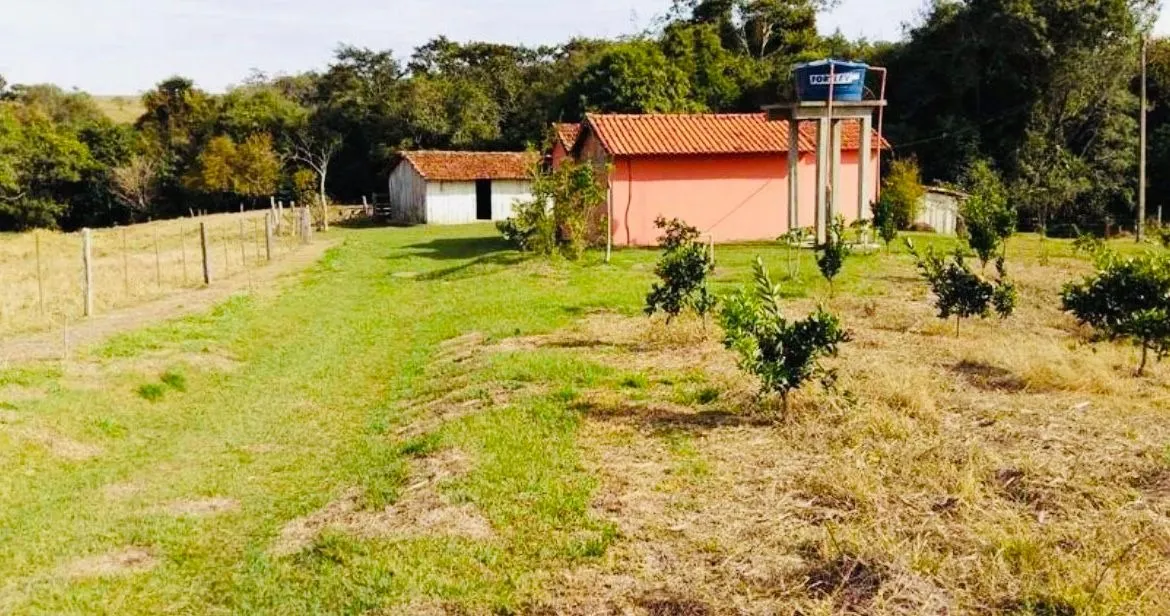 Small farm for sale of 18 acres in Quadra, SP, Brazil