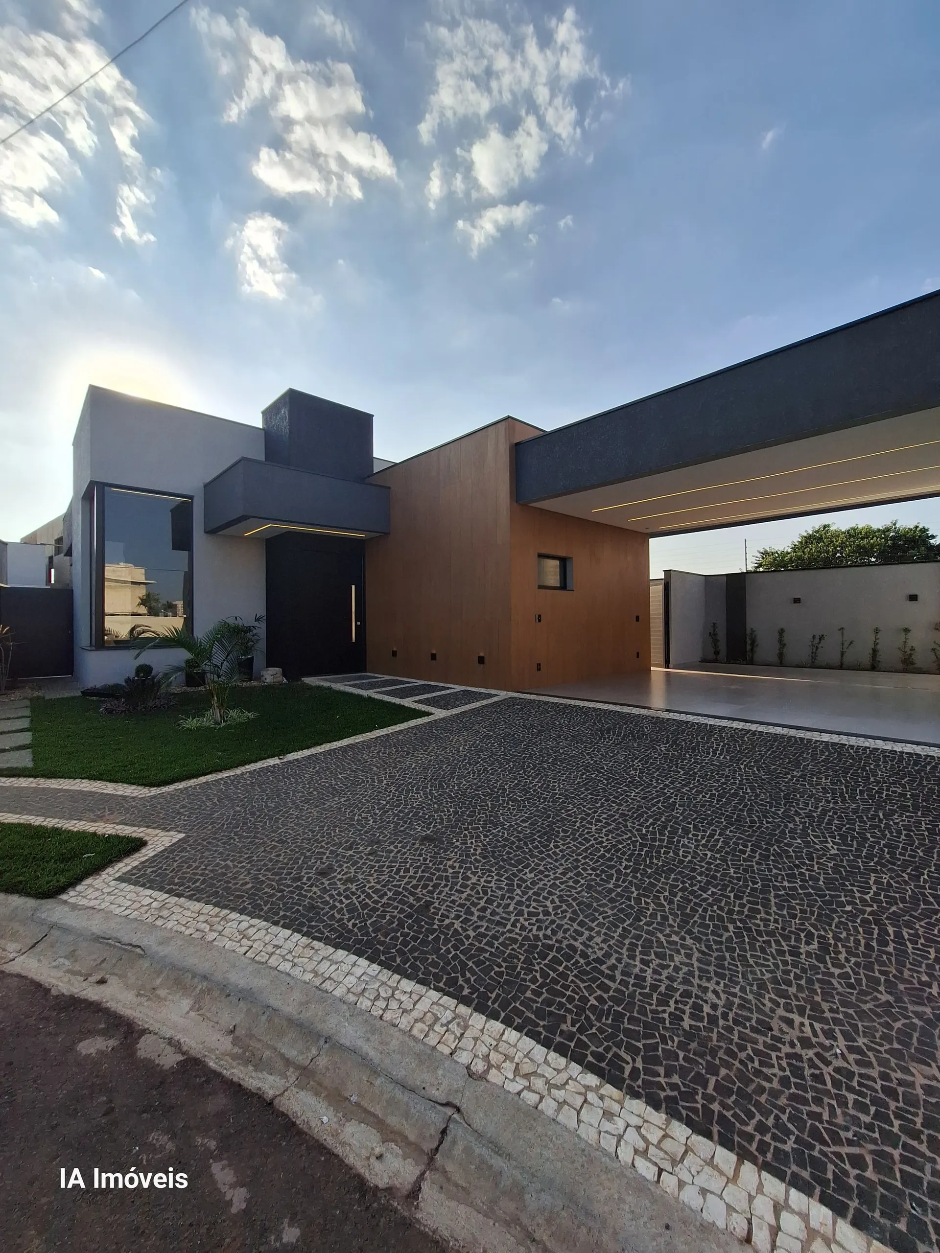 House for sale of 389 m² in Hortolândia, SP, Brazil