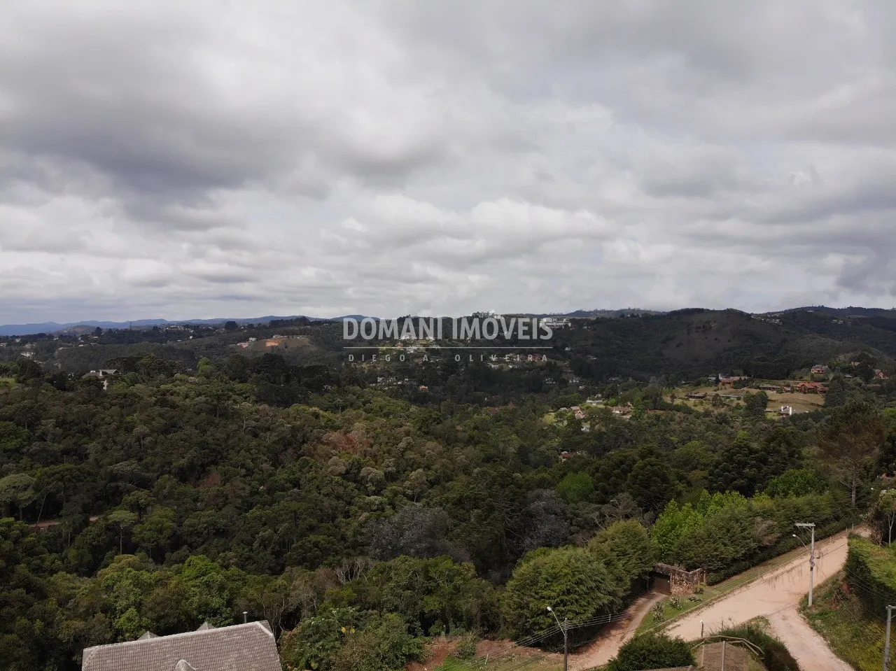 Plot for sale of 1,100 m² in Campos do Jordão, SP, Brazil