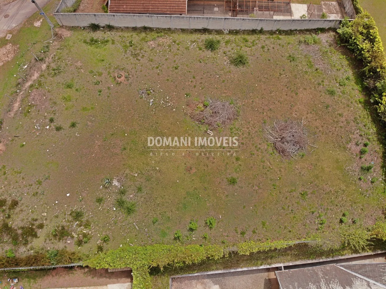 Plot for sale of 1,100 m² in Campos do Jordão, SP, Brazil
