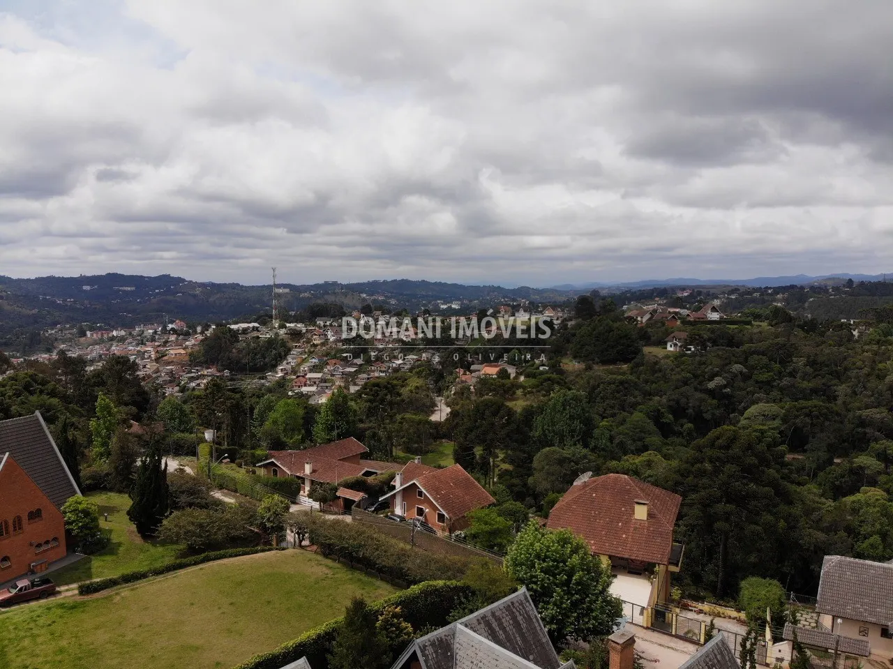 Plot for sale of 1,100 m² in Campos do Jordão, SP, Brazil