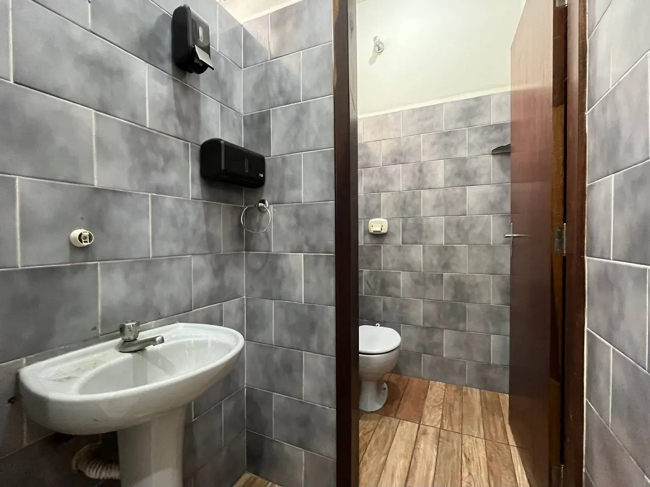 Comercial para Alugar de 30 m² em Piraju, SP, Brasil