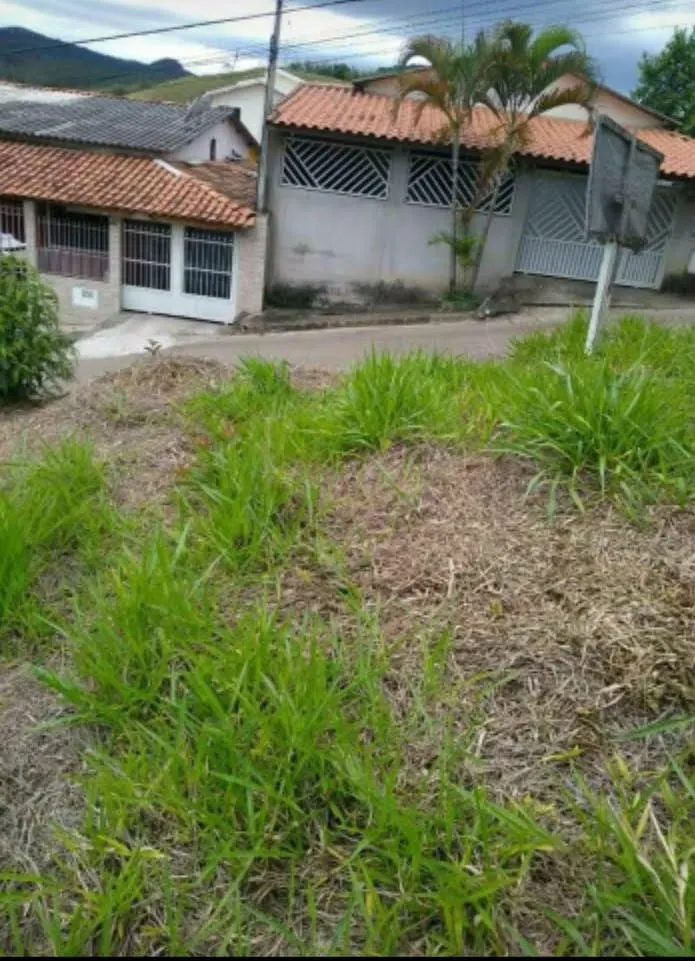 Terreno à venda de 140 m² em Jambeiro, SP, Brasil