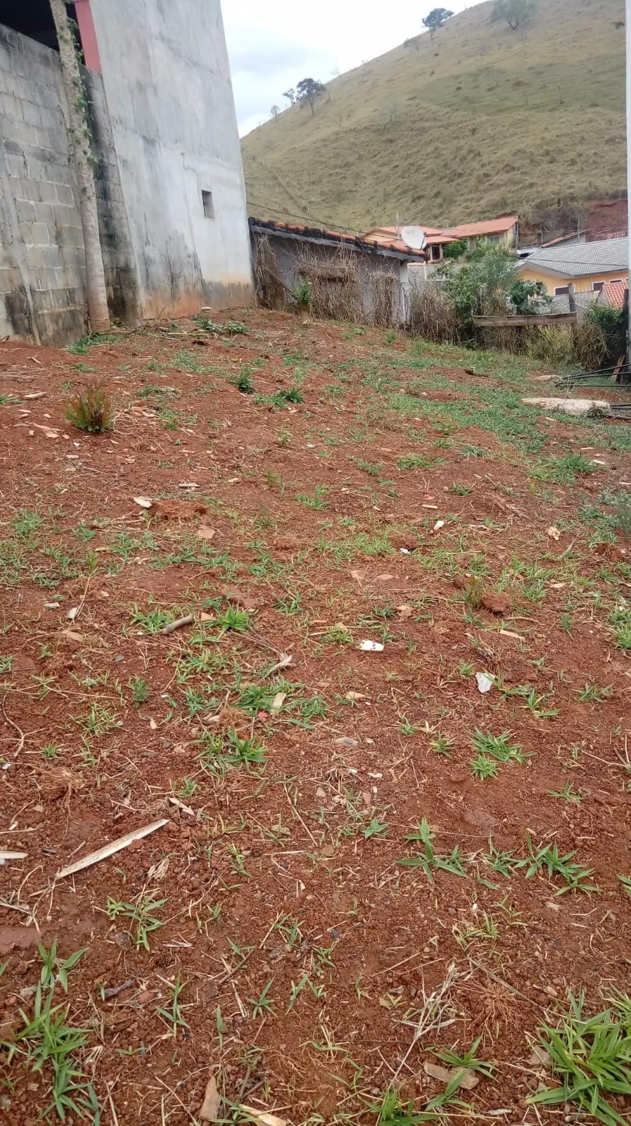 Terreno à venda de 140 m² em Jambeiro, SP, Brasil