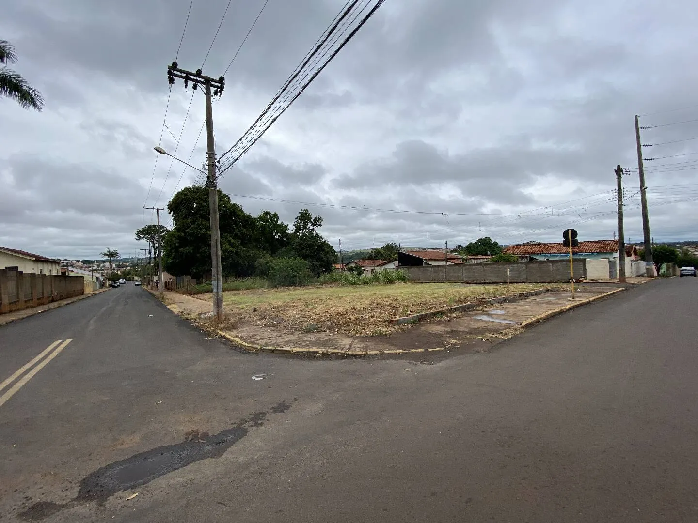 Plot for sale of 352 m² in Piraju, SP, Brazil