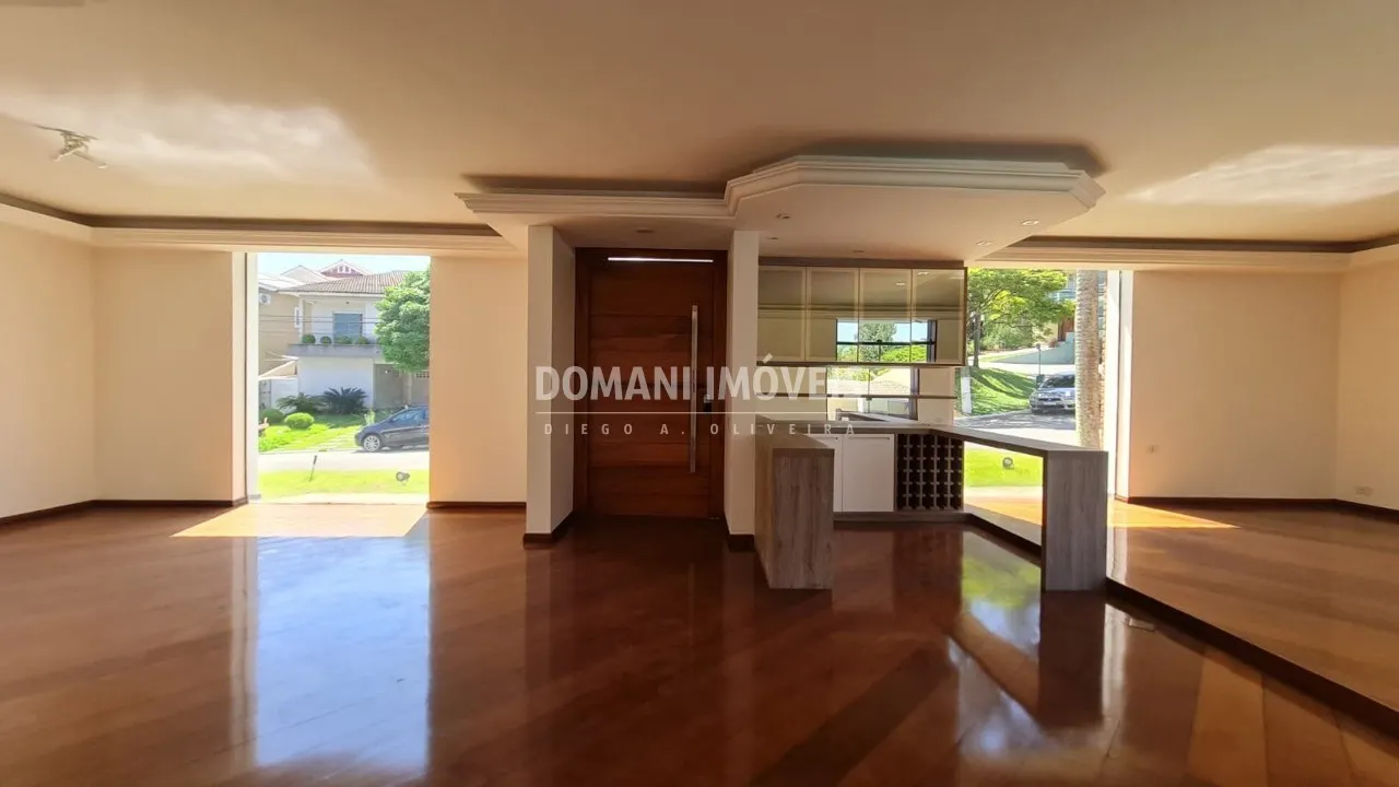 Casa à venda de 850 m² em Santana de Parnaíba, SP, Brasil