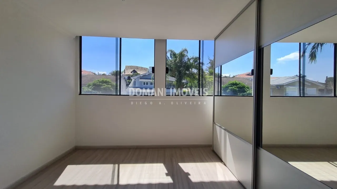 Casa à venda de 850 m² em Santana de Parnaíba, SP, Brasil