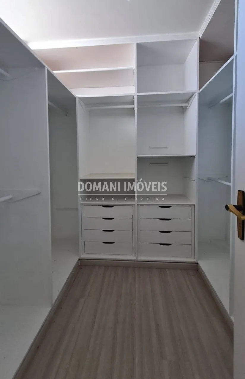 Casa à venda de 850 m² em Santana de Parnaíba, SP, Brasil
