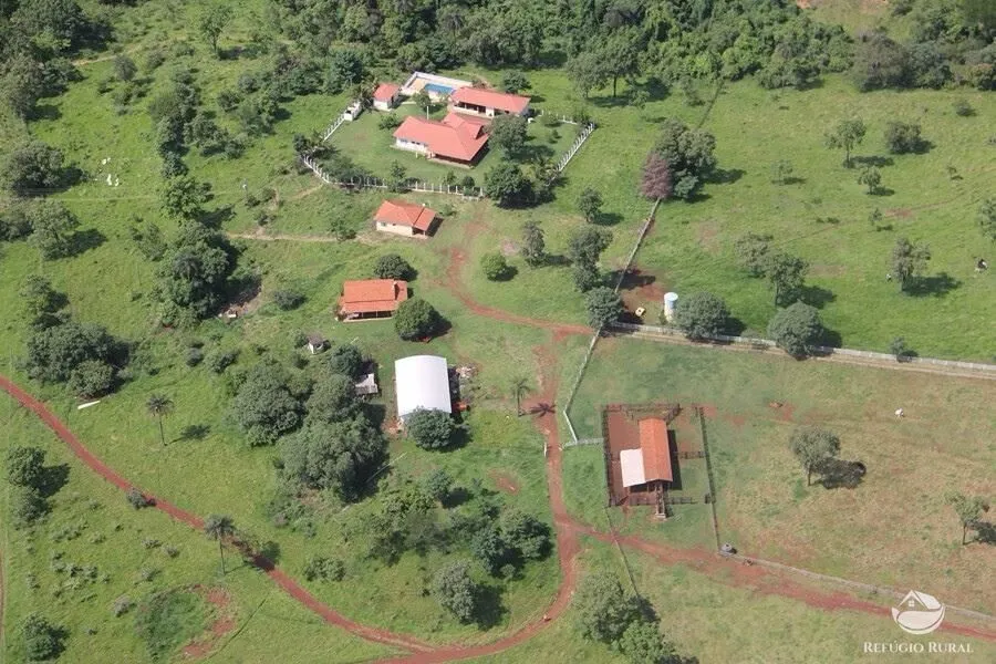Fazenda à venda de 100 ha em Cajuru, SP, Brasil