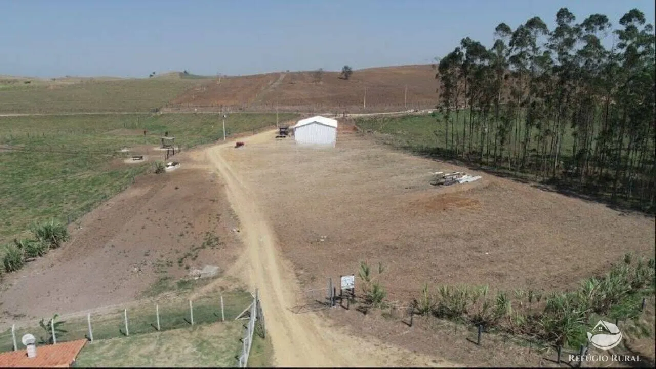 Fazenda à venda de 256 ha em Caçapava, SP, Brasil