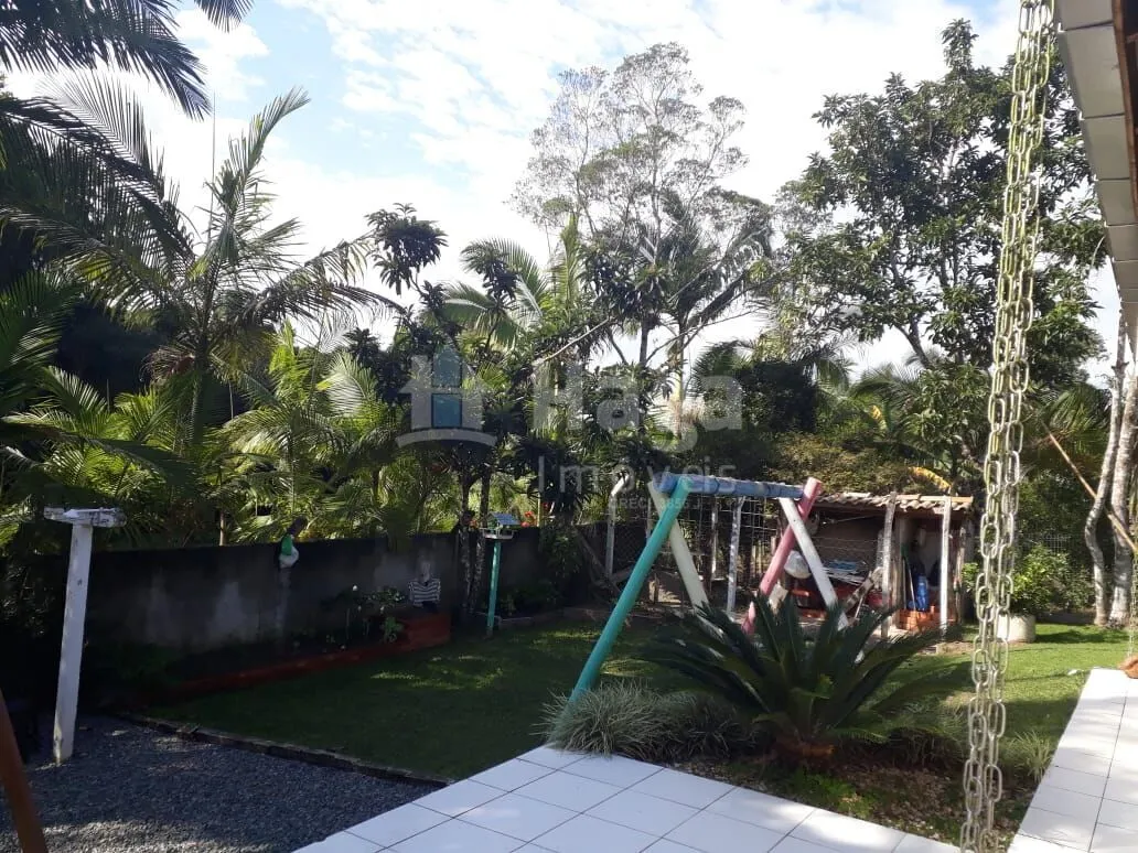 Country home for sale of 1,000 m² in Itapema, SC, Brazil