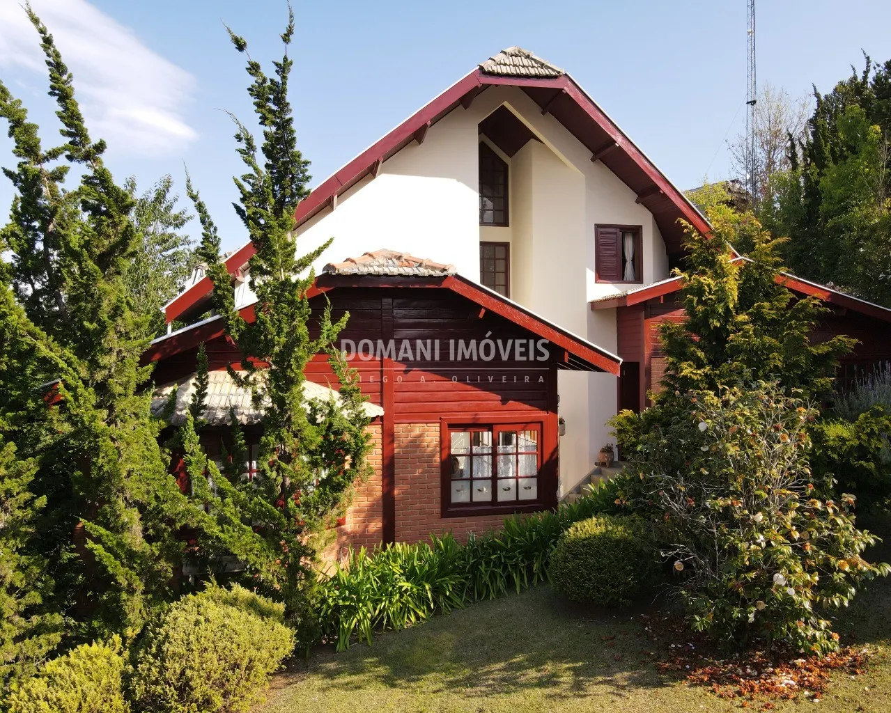 House for sale of 1,430 m² in Campos do Jordão, SP, Brazil