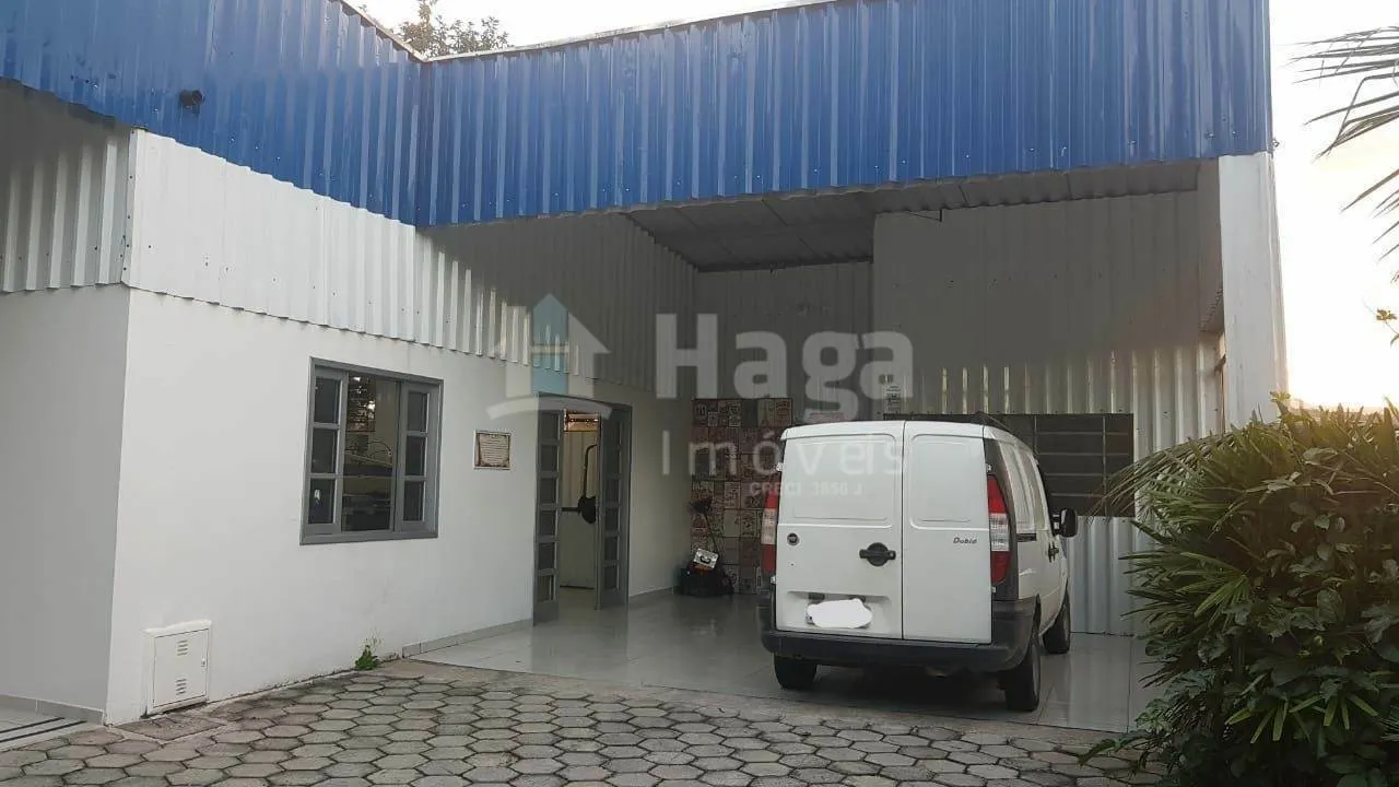 Commercial for sale of 1,400 m² in Guabiruba, SC, Brazil