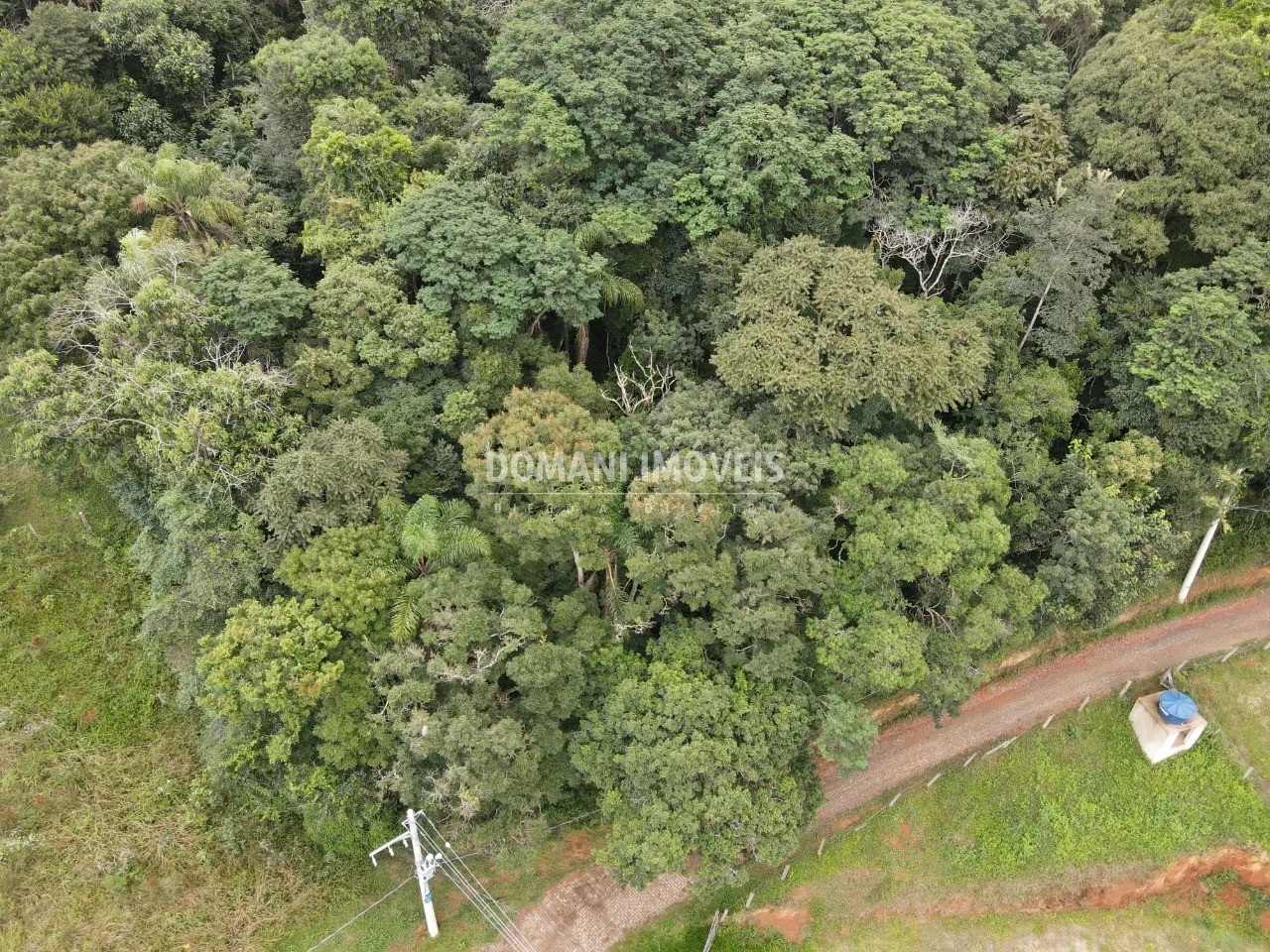 Terreno à venda de 1.686 m² em Santo Antônio do Pinhal, SP, Brasil