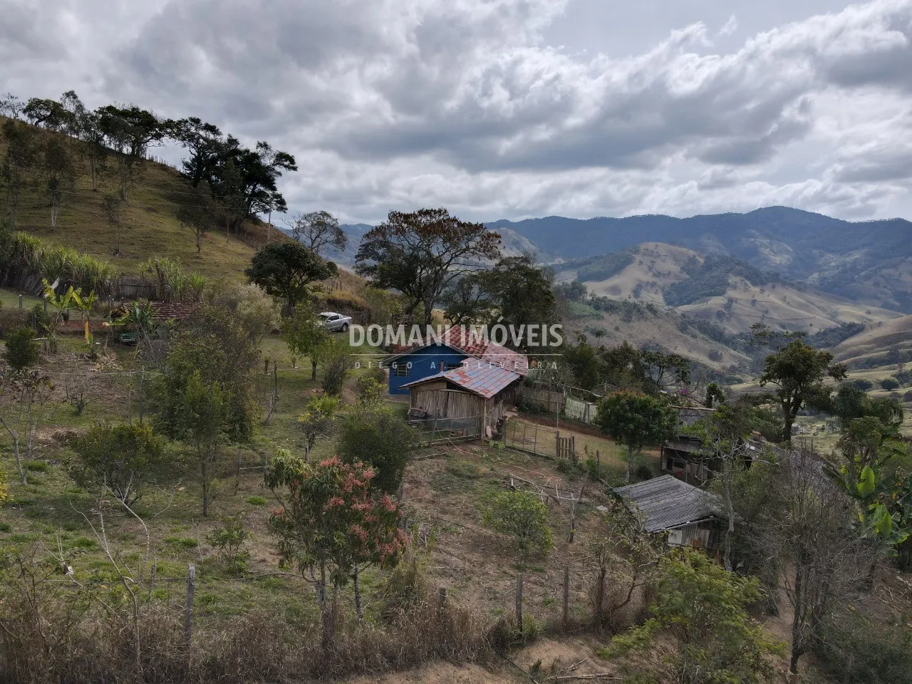 Sítio à venda de 1 ha em Campos do Jordão, SP, Brasil