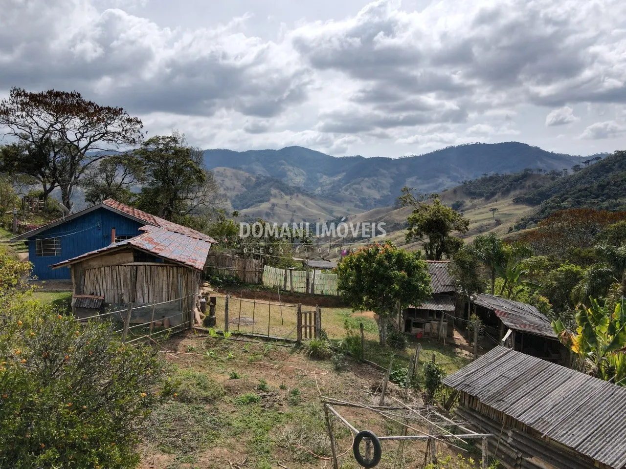 Sítio à venda de 1 ha em Campos do Jordão, SP, Brasil