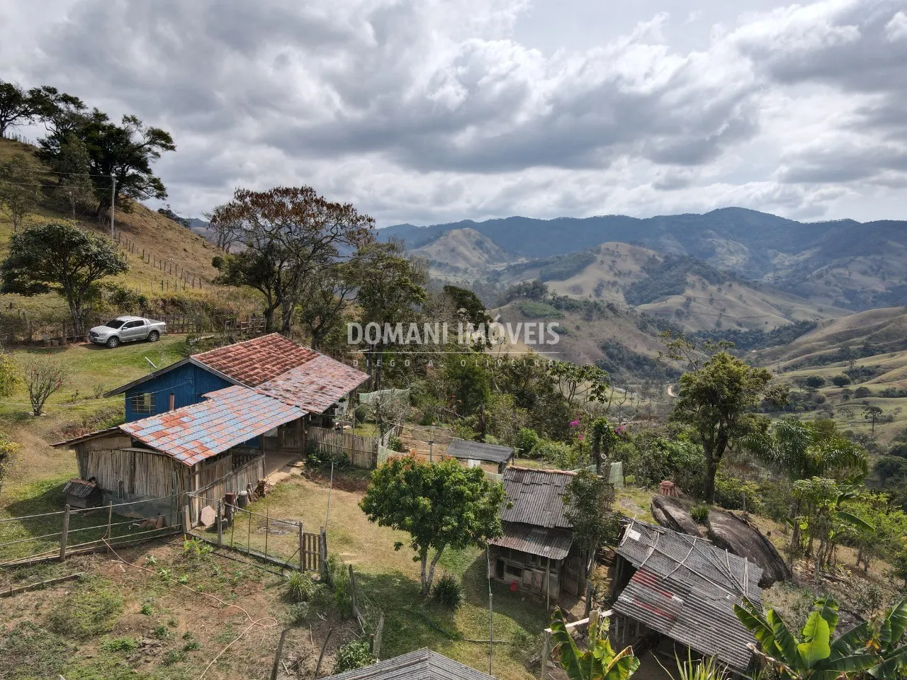 Sítio à venda de 1 ha em Campos do Jordão, SP, Brasil
