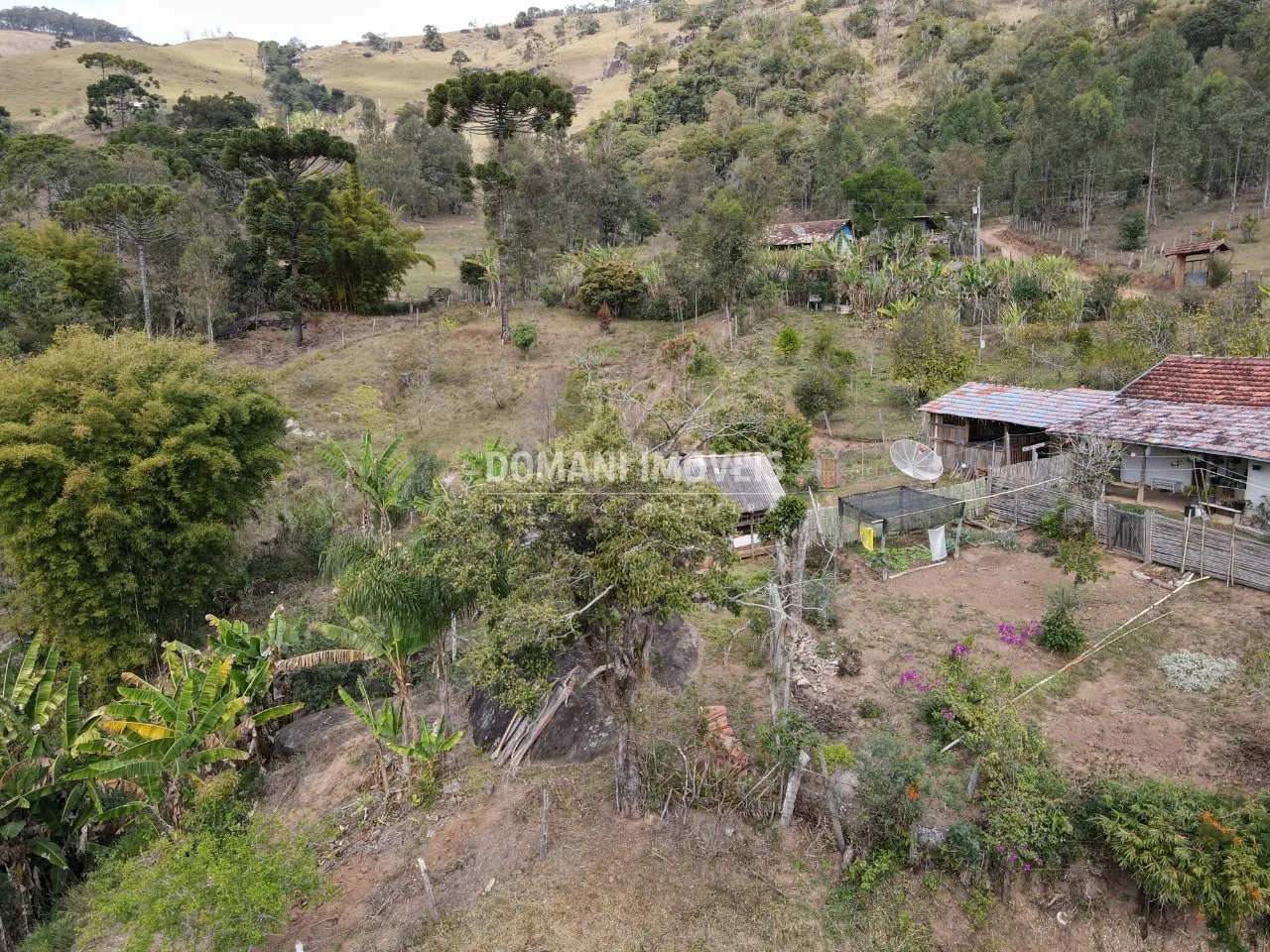 Sítio à venda de 1 ha em Campos do Jordão, SP, Brasil