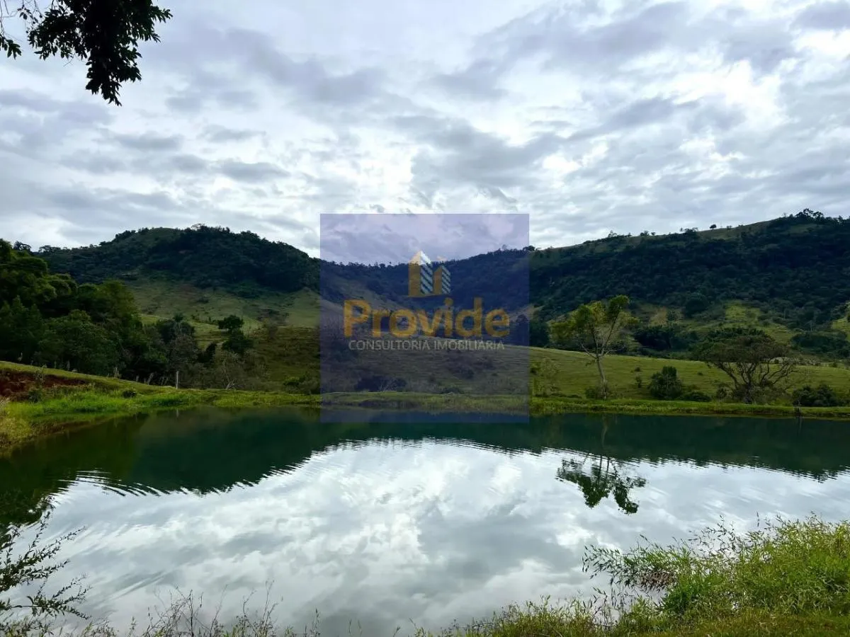 Sítio à venda de 13 ha em Bofete, SP, Brasil