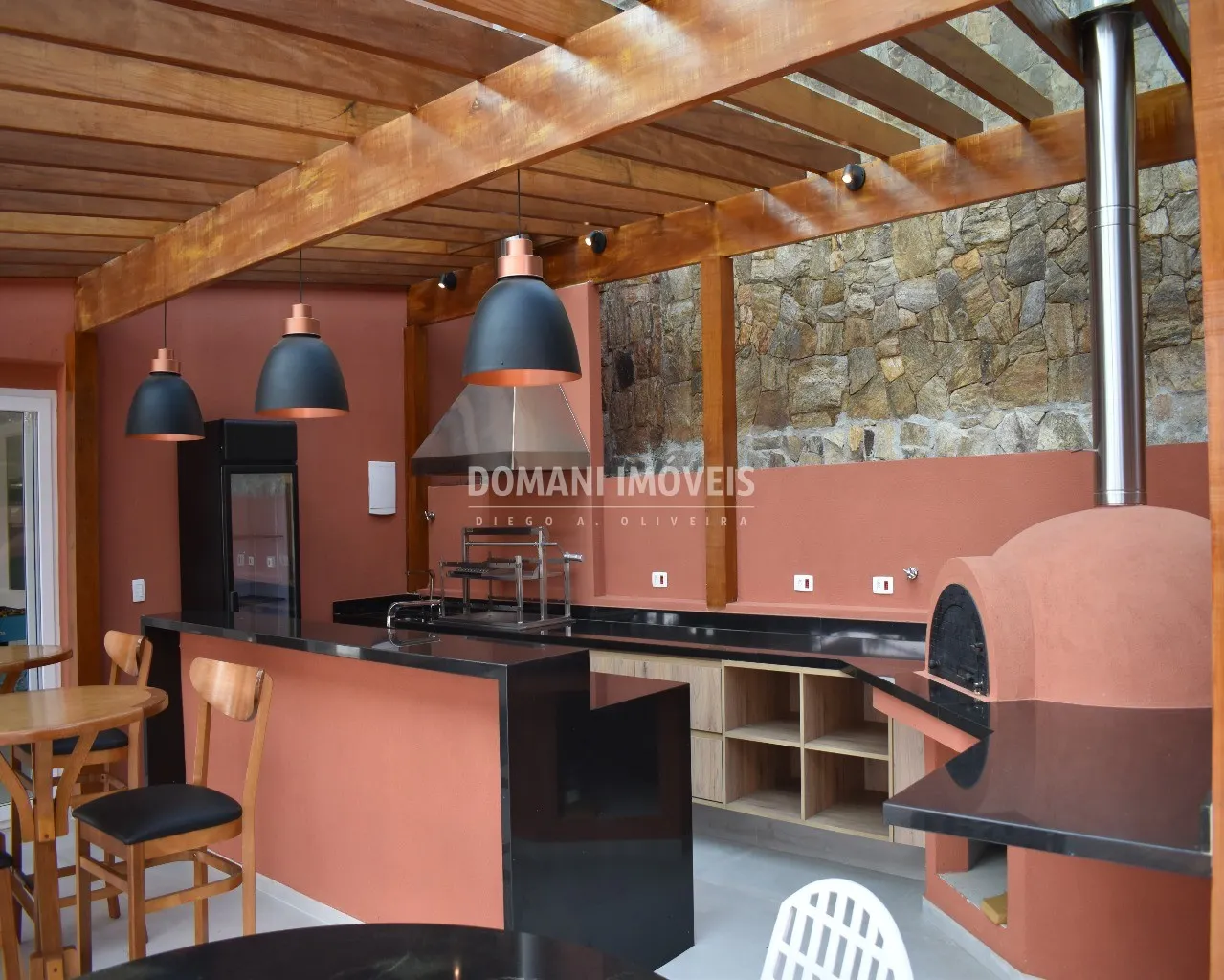 Casa à venda de 1.470 m² em Campos do Jordão, SP, Brasil