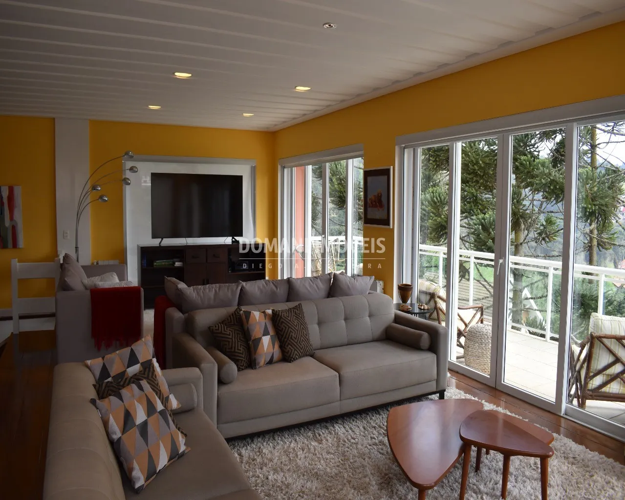 Casa à venda de 1.470 m² em Campos do Jordão, SP, Brasil