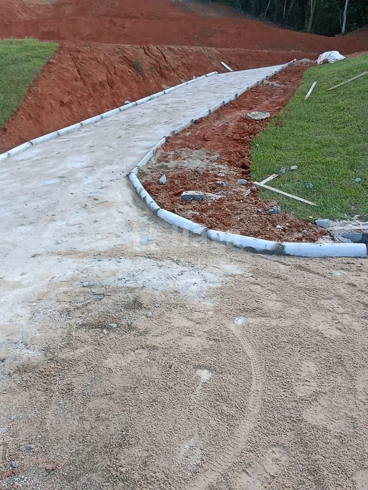 Terreno à venda de 9.000 m² em Tijucas, SC, Brasil