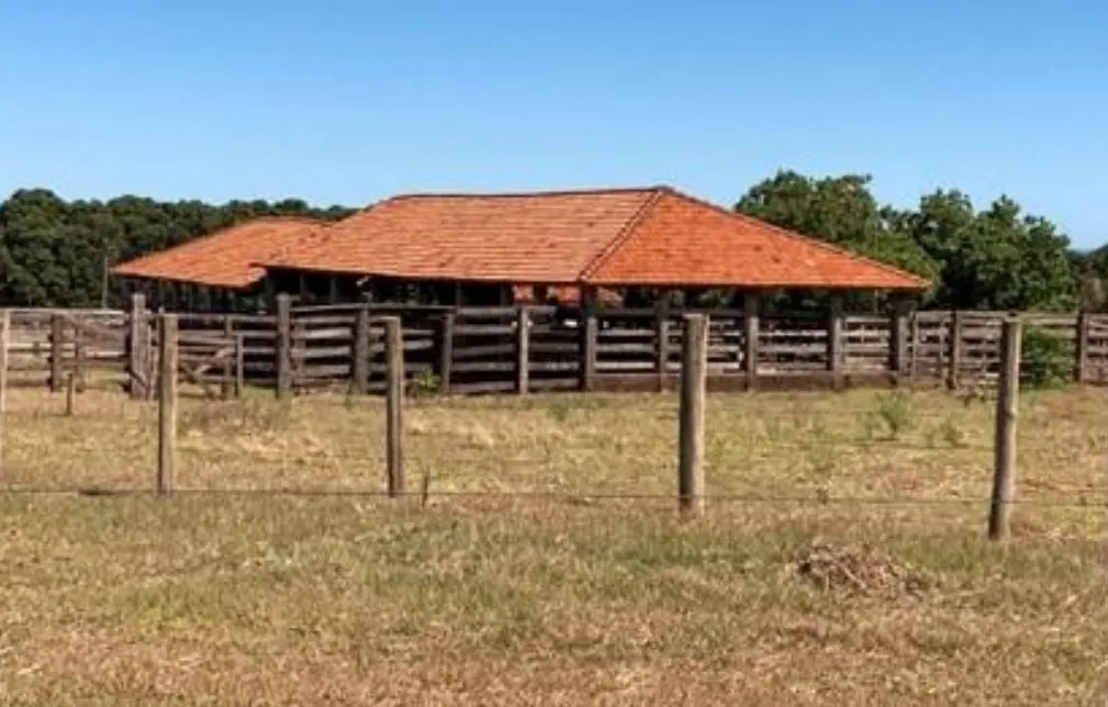 Fazenda à venda de 1.689 ha em Teodoro Sampaio, SP, Brasil