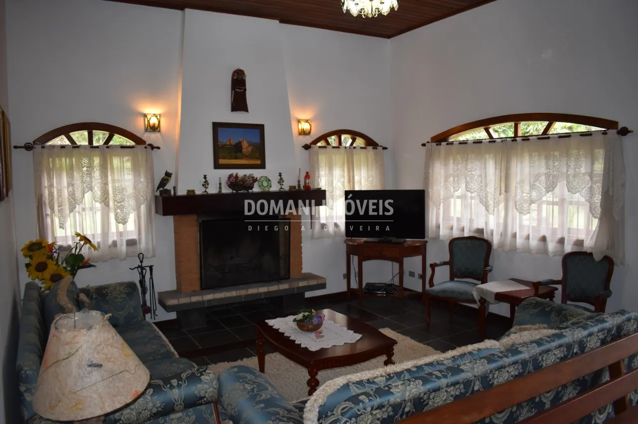 Casa à venda de 815 m² em Campos do Jordão, SP, Brasil