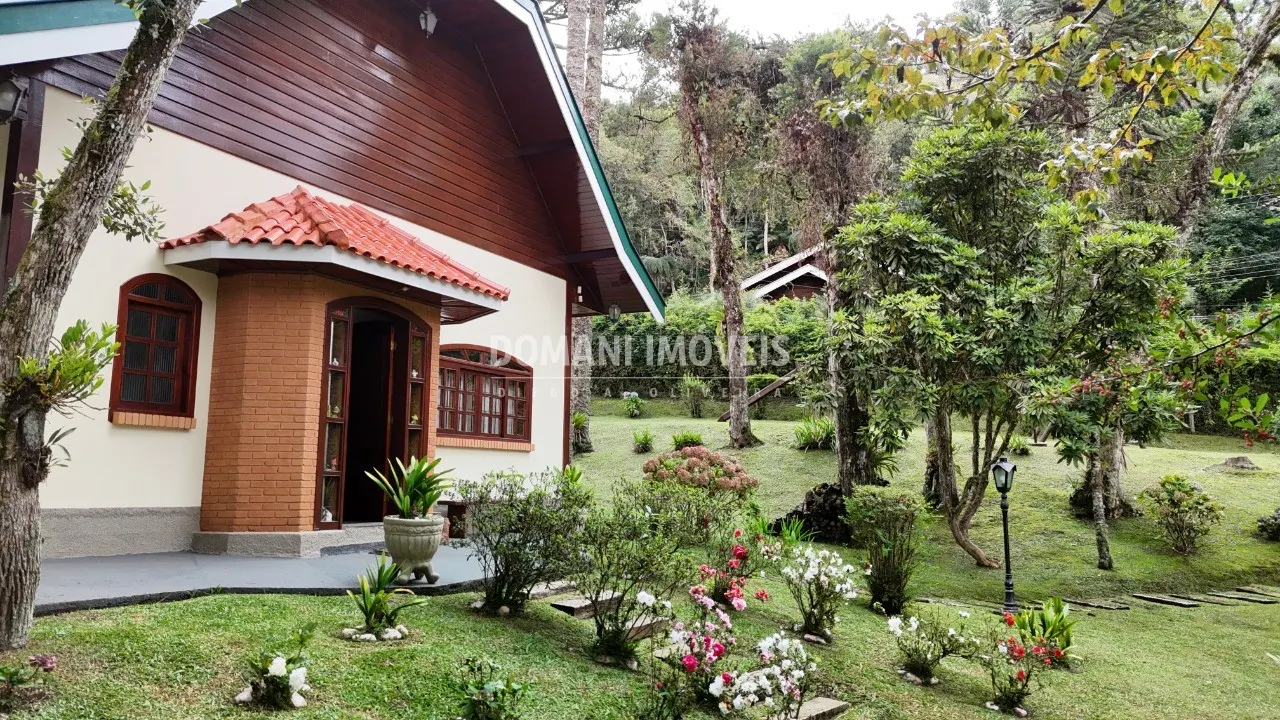 Casa à venda de 815 m² em Campos do Jordão, SP, Brasil