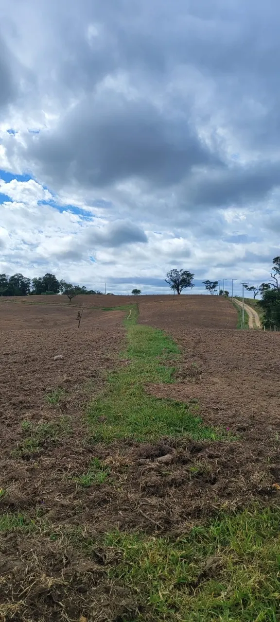 Fazenda à venda de 38 ha em Alambari, SP, Brasil