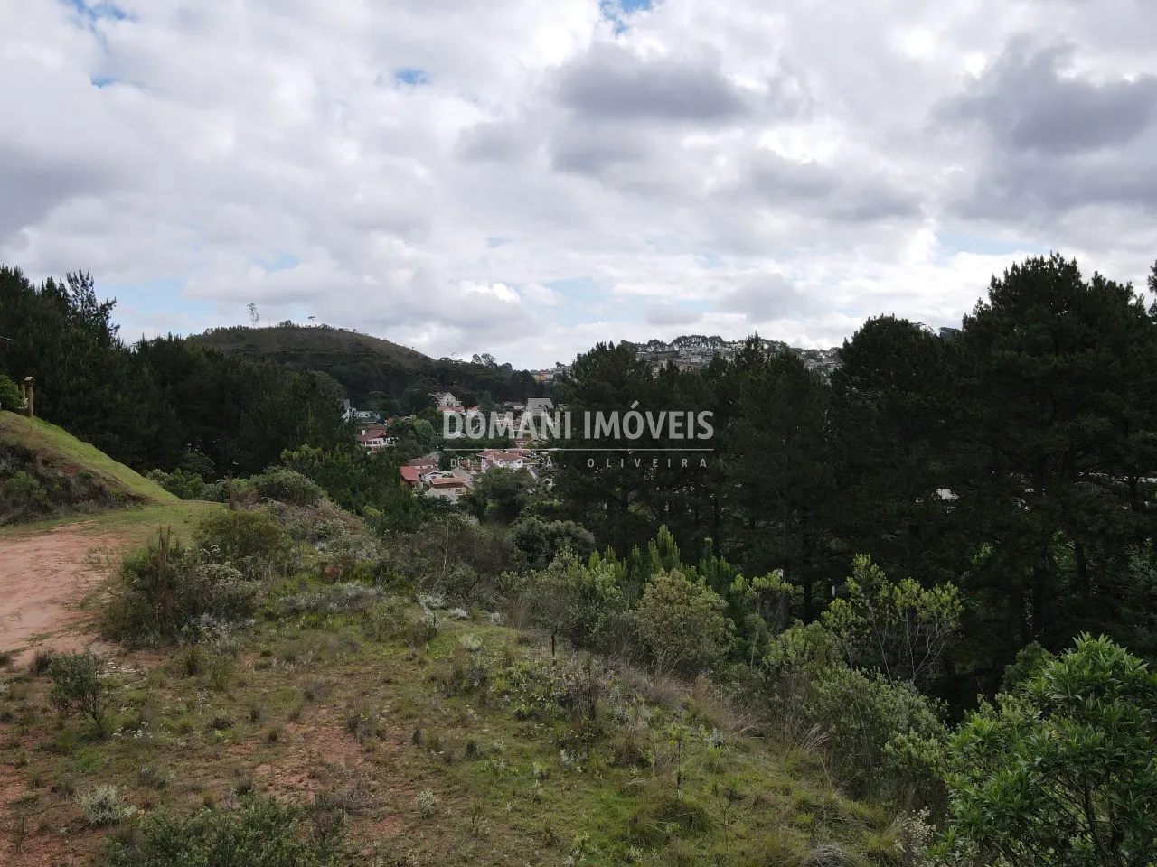 Plot for sale of 3,350 m² in Campos do Jordão, SP, Brazil