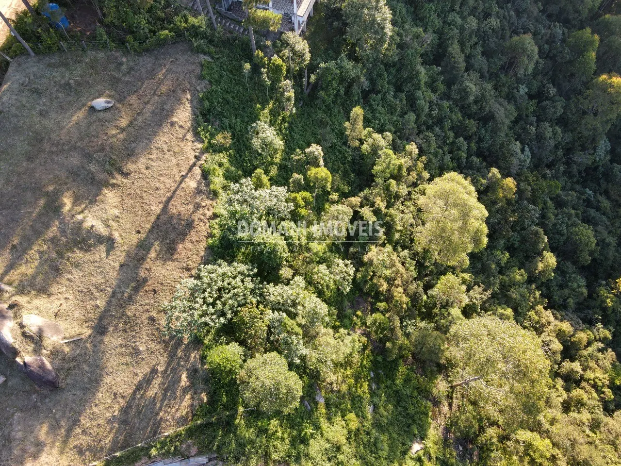Terreno à venda de 2.990 m² em Campos do Jordão, SP, Brasil