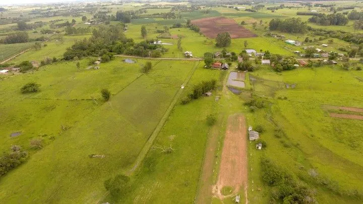 Country home for sale of 7 acres in Glorinha, RS, Brazil