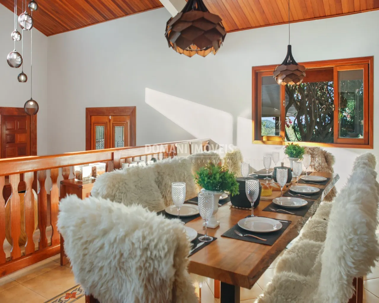 Casa à venda de 5.950 m² em Campos do Jordão, SP, Brasil