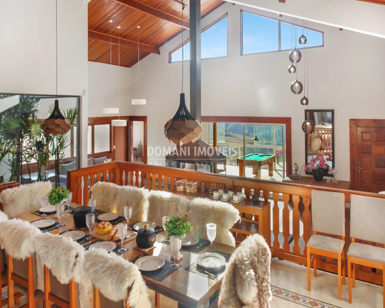 Casa à venda de 5.950 m² em Campos do Jordão, SP, Brasil